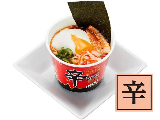 鯛スープの海鮮 辛ラーメン ~まろやか温玉添え~