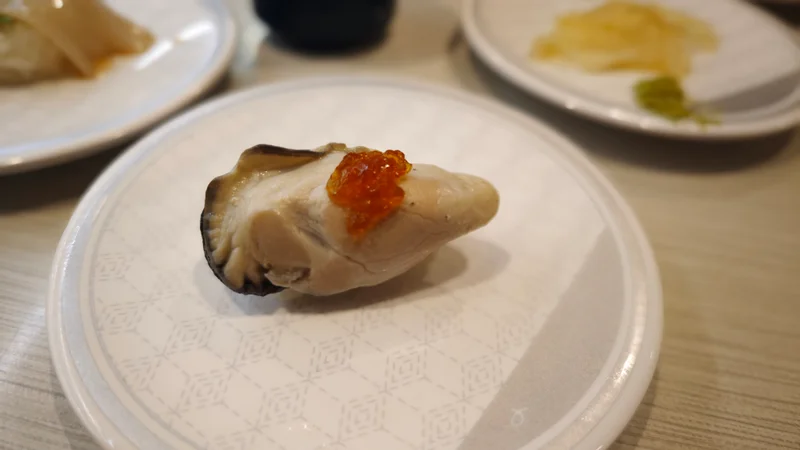 はま寿司 広島県産牡蠣握り（ぽん酢ジュレのせ）